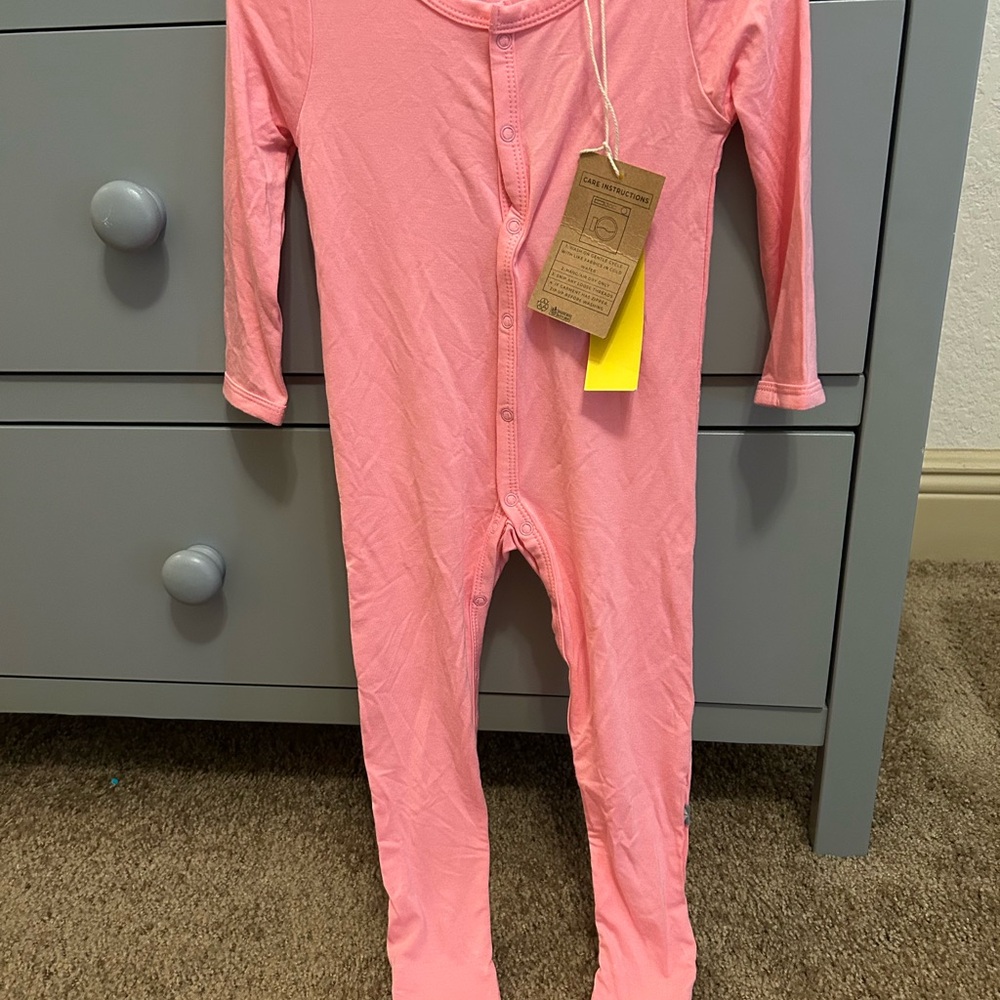 Kyte Rose Button Footies 12-18 M